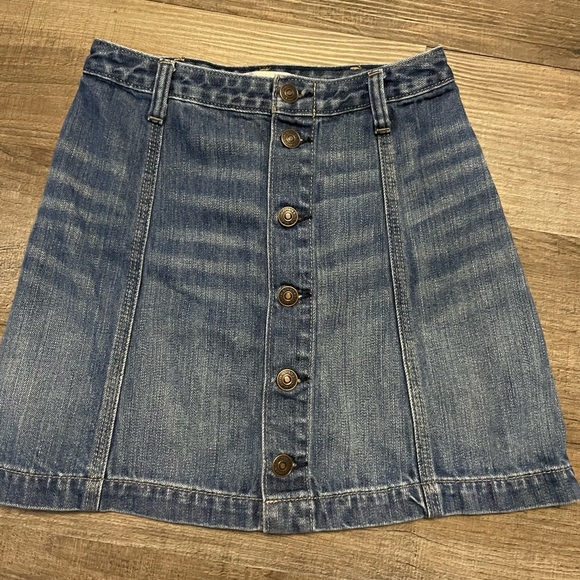 Abercrombie & Fitch Dresses & Skirts - Abercrombie & Fitch Jean Skirt Size 00